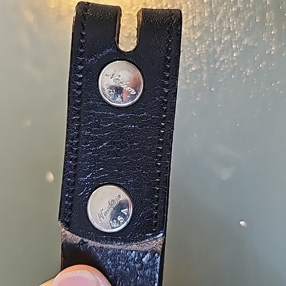 Nadine women's black leather belts w/ silverhearts strung w/ brown leather.‎ 28 - Picture 8 of 12